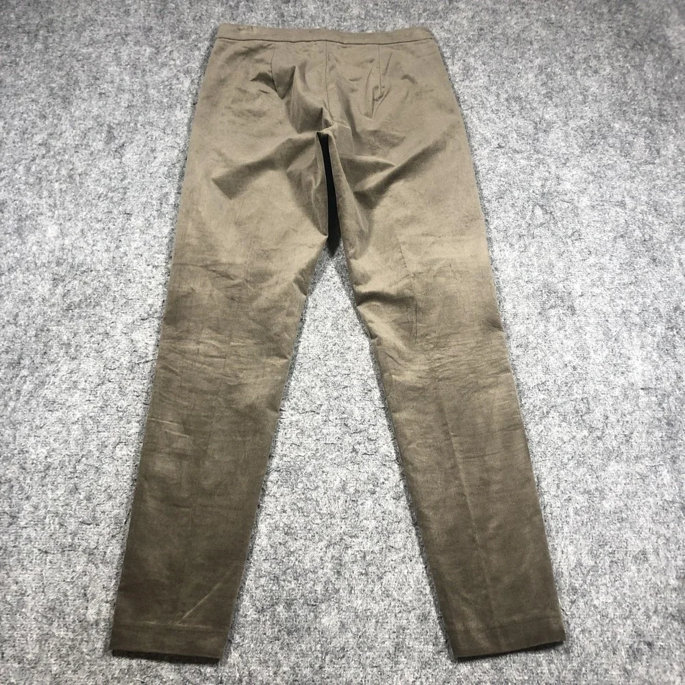 Banana Republic brand banana